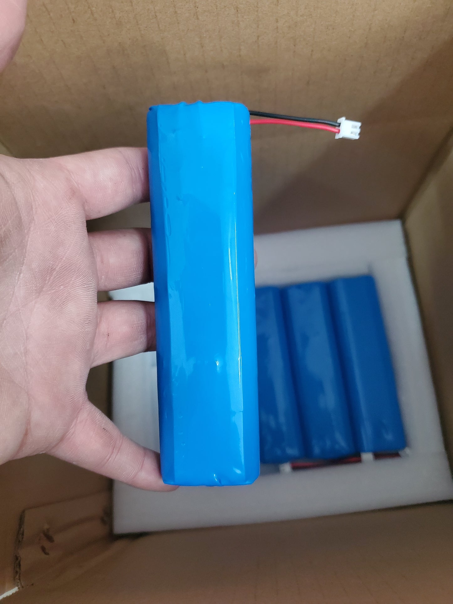 Custom 18650 21700 26700 Rechargeable Cells 1S 2S 3S 4S-16S As Requested Lifepo4 Lithium-ion LTO Sodium-ion Battery