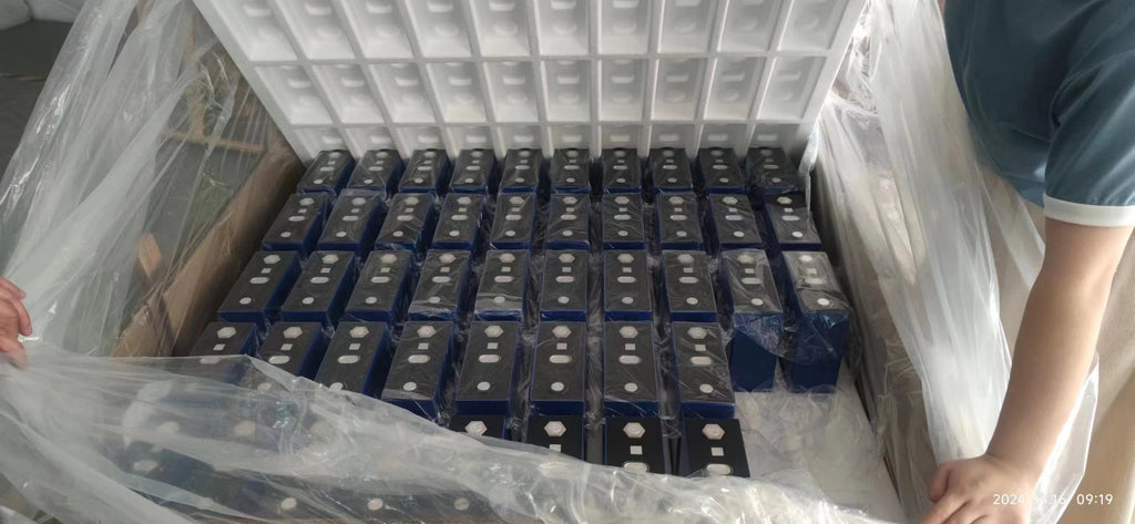 New Product HAKADI Semi-solid State3.2V 280ah Lifepo4 battery 12000 Cycles No Smoke No Explosion Rechargeable Battery