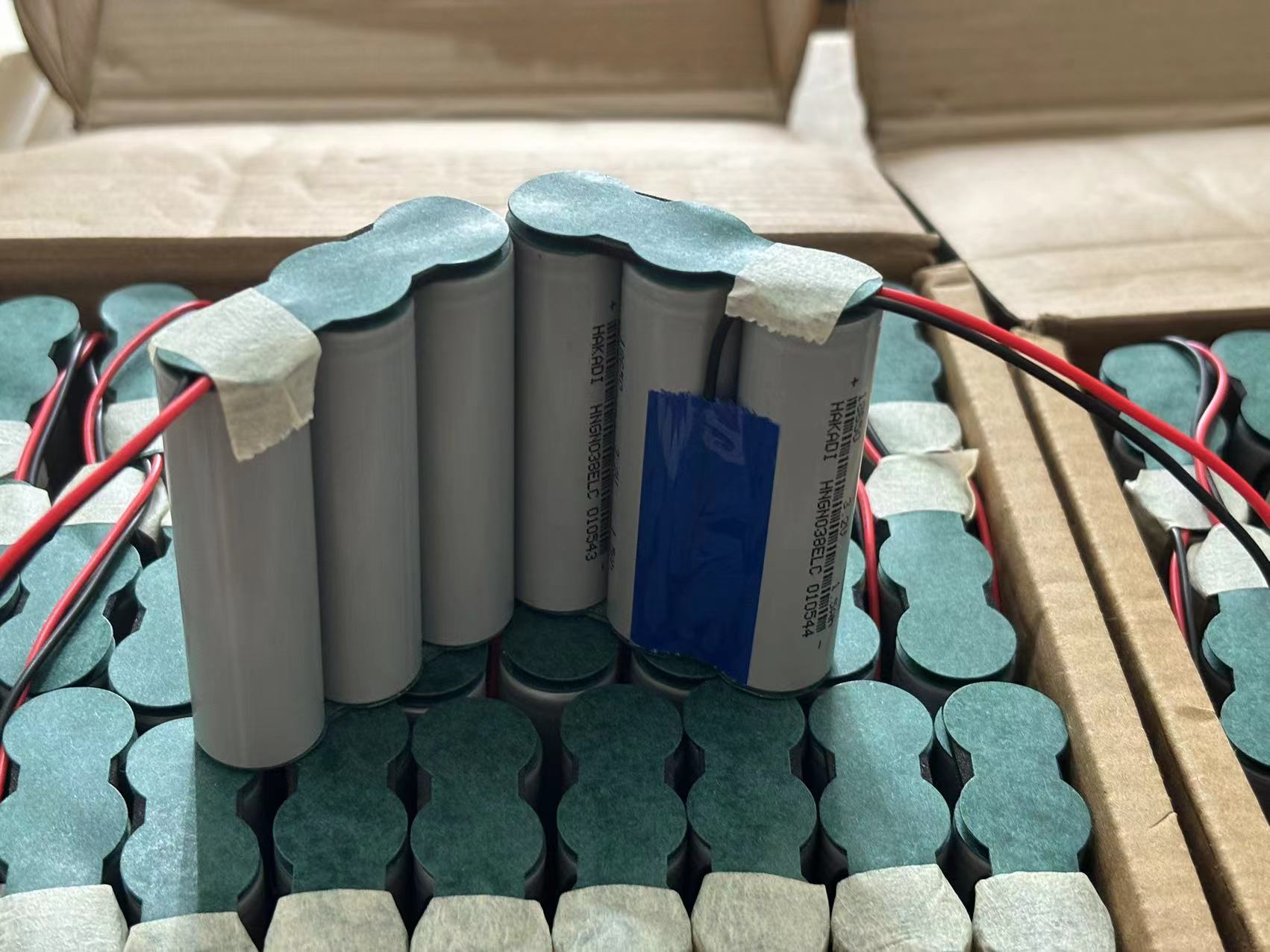 Custom 18650 21700 26700 Rechargeable Cells 1S 2S 3S 4S-16S As Requested Lifepo4 Lithium-ion LTO Sodium-ion Battery